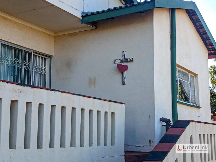 5 Bedroom Property for Sale in Cashan North West